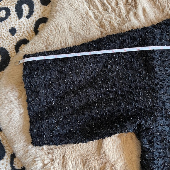 Black Metallic Boucle Cropped Jacket - Picture 10 of 16